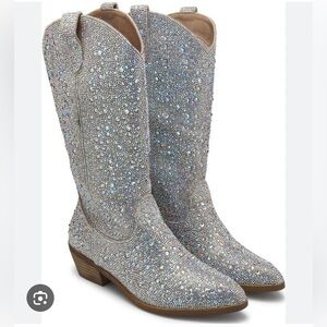 SOLD 🛑Madden Girl Redford Rhinestone Cowboy Boot